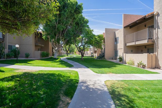 5525 E Thomas Road Unit B7, Phoenix, AZ 85018