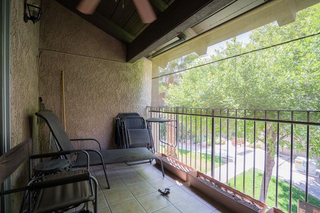 5525 E Thomas Road Unit B7, Phoenix, AZ 85018