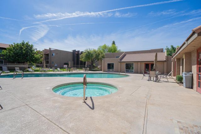 5525 E Thomas Road Unit B7, Phoenix, AZ 85018