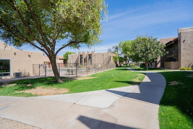 5525 E Thomas Road Unit B7, Phoenix, AZ 85018