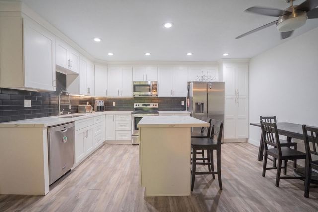 5525 E Thomas Road Unit B7, Phoenix, AZ 85018
