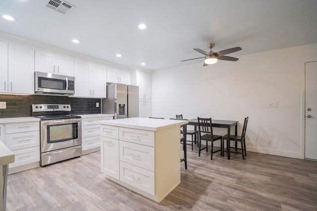 5525 E Thomas Road Unit B7, Phoenix, AZ 85018