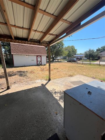 1002 Collin Drive, Euless, TX 76039