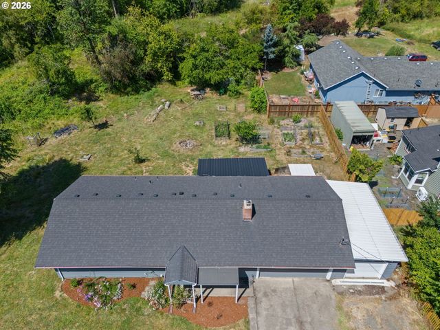 440 N YAMHILL St, Carlton, OR 97111