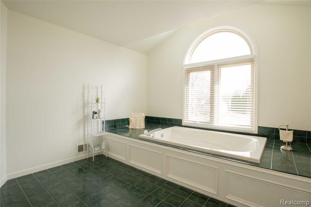 54275 Talon Court, Shelby Twp, MI 48315