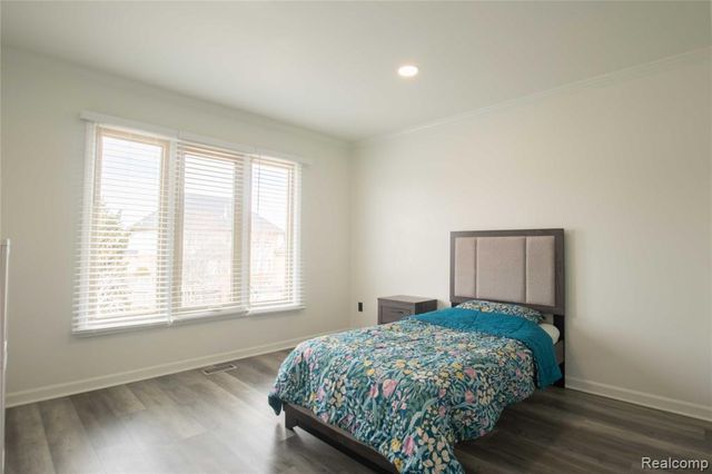 54275 Talon Court, Shelby Twp, MI 48315