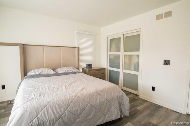 54275 Talon Court, Shelby Twp, MI 48315