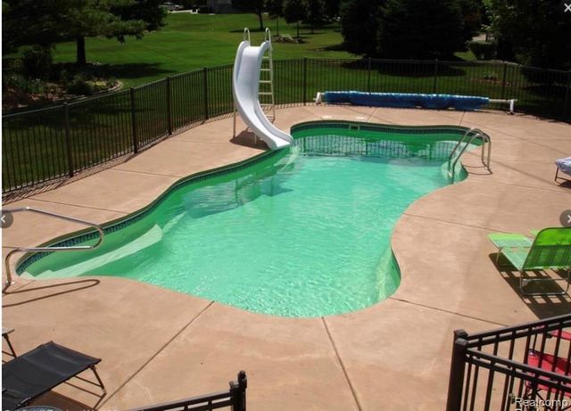 54275 Talon Court, Shelby Twp, MI 48315