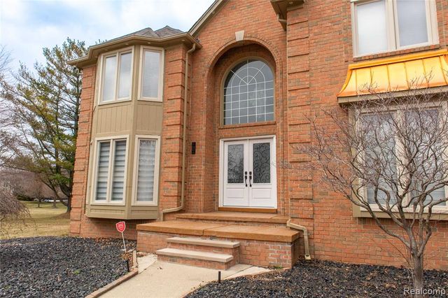 54275 Talon Court, Shelby Twp, MI 48315