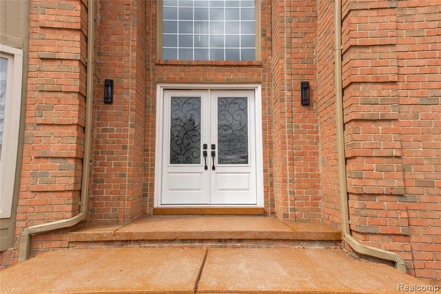 54275 Talon Court, Shelby Twp, MI 48315