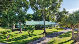 480 38th Court, Vero Beach, FL 32968