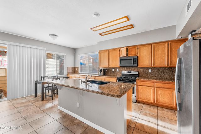36653 Macarthur Drive, Palmdale, CA 93552