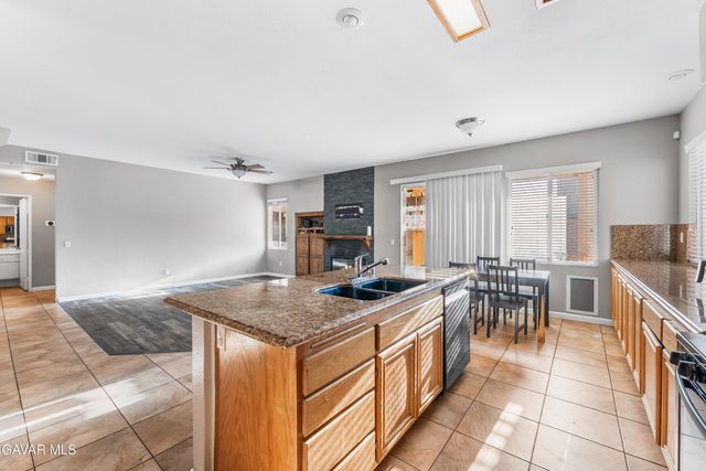 36653 Macarthur Drive, Palmdale, CA 93552