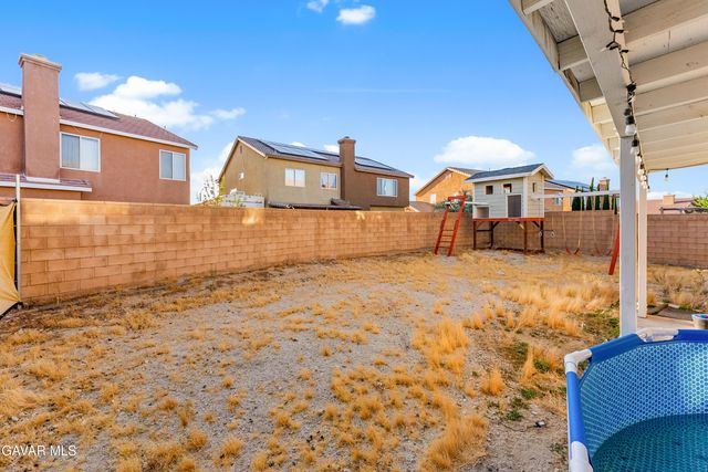 36653 Macarthur Drive, Palmdale, CA 93552