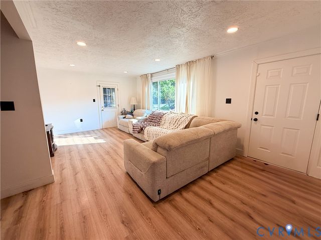 11434 Georgetown Rd, Hanover, VA 23116