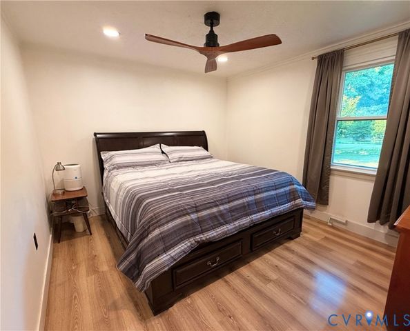 11434 Georgetown Rd, Hanover, VA 23116