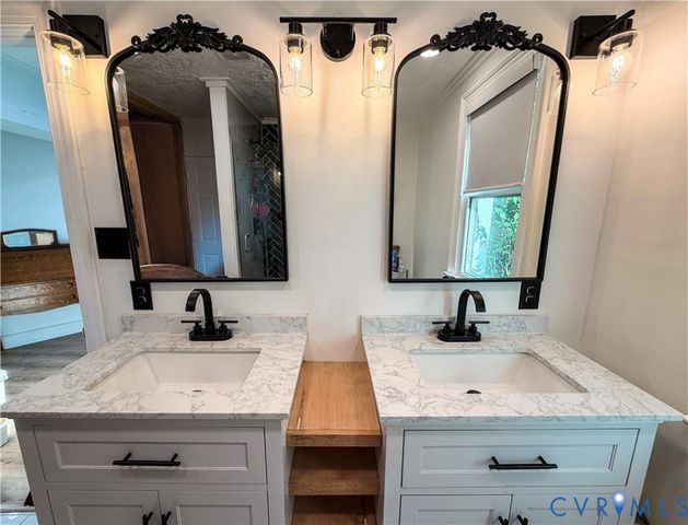 11434 Georgetown Rd, Hanover, VA 23116