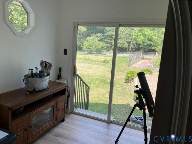 11434 Georgetown Rd, Hanover, VA 23116