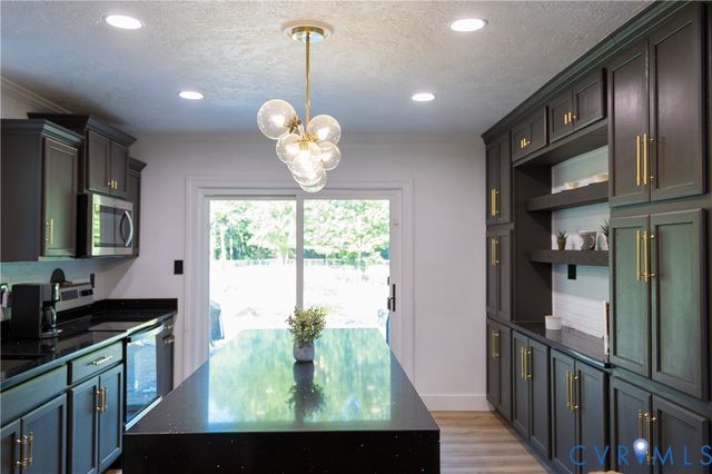11434 Georgetown Rd, Hanover, VA 23116