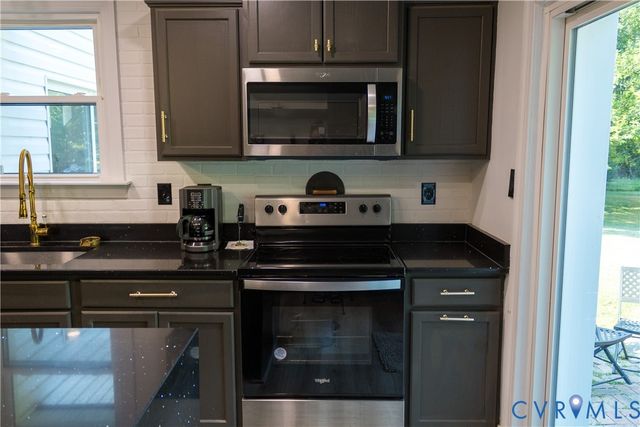 11434 Georgetown Rd, Hanover, VA 23116