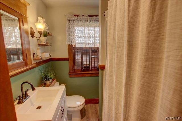 52 Helen Avenue, Hamburg, NY 14219