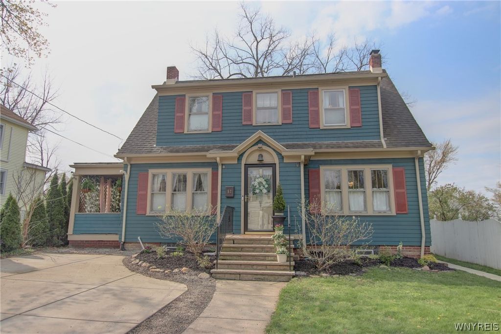 52 Helen Avenue, Hamburg, NY 14219