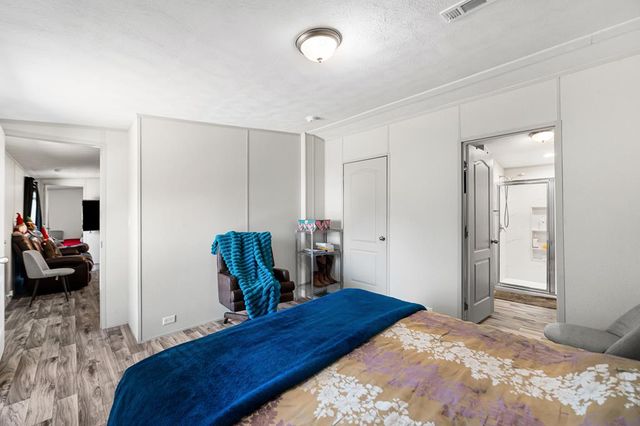 23307 Hickory Shadow, Elmendorf, TX 78112