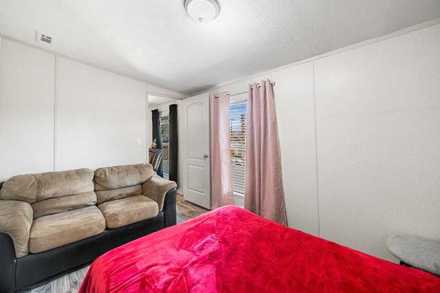 23307 Hickory Shadow, Elmendorf, TX 78112