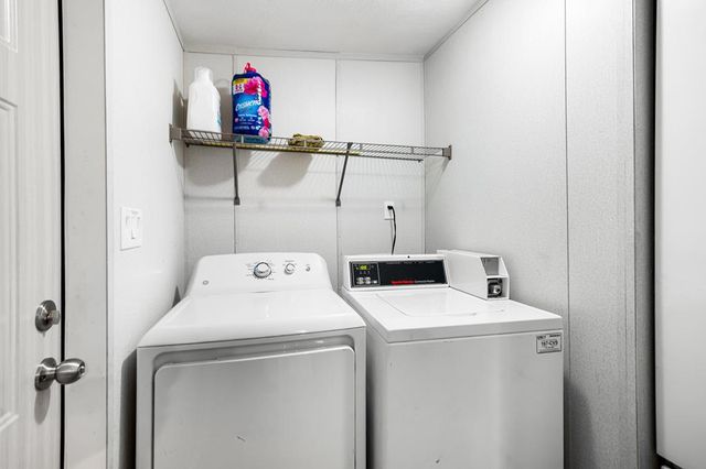 23307 Hickory Shadow, Elmendorf, TX 78112