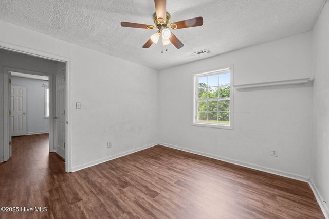 202 Jonathan Drive, Jacksonville, NC 28540