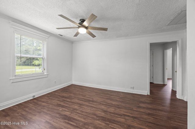 202 Jonathan Drive, Jacksonville, NC 28540
