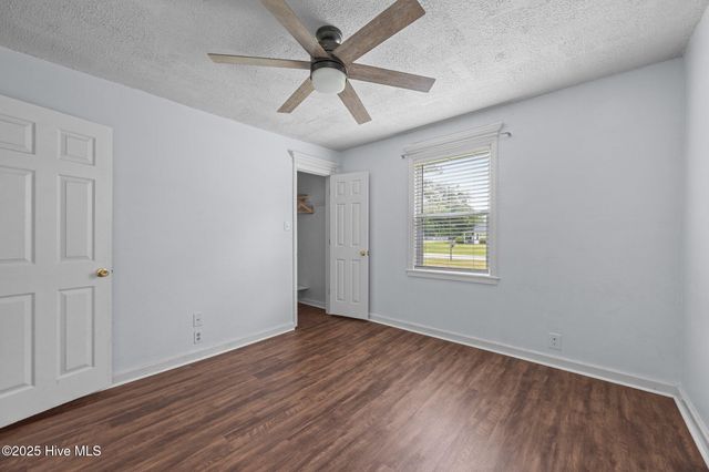 202 Jonathan Drive, Jacksonville, NC 28540