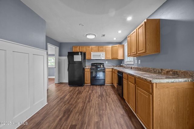 202 Jonathan Drive, Jacksonville, NC 28540