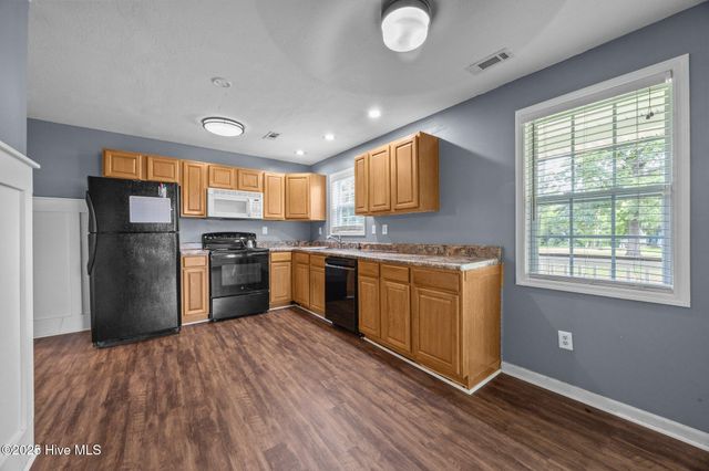 202 Jonathan Drive, Jacksonville, NC 28540