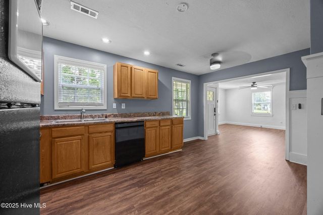 202 Jonathan Drive, Jacksonville, NC 28540