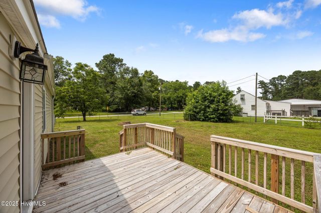 202 Jonathan Drive, Jacksonville, NC 28540