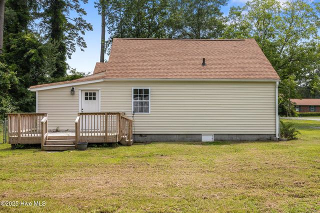 202 Jonathan Drive, Jacksonville, NC 28540