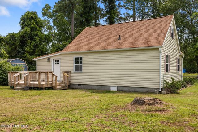 202 Jonathan Drive, Jacksonville, NC 28540
