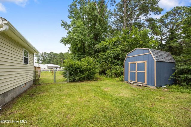 202 Jonathan Drive, Jacksonville, NC 28540
