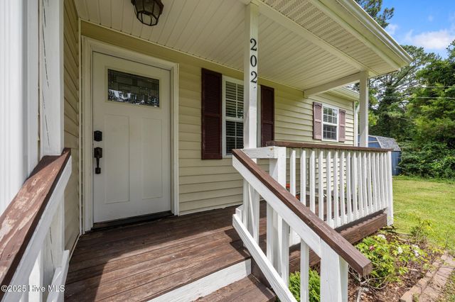 202 Jonathan Drive, Jacksonville, NC 28540