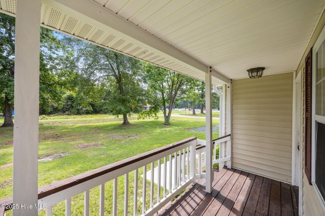 202 Jonathan Drive, Jacksonville, NC 28540