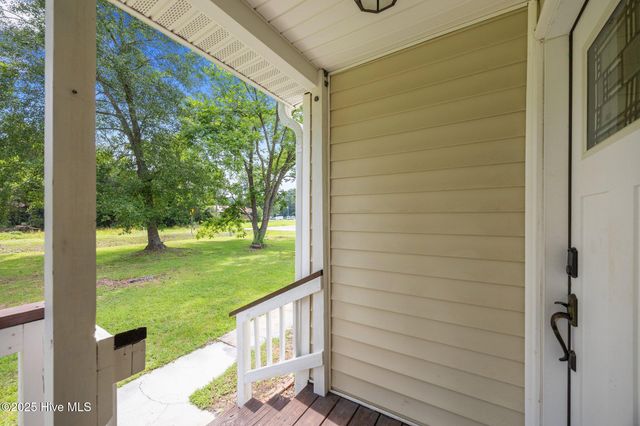202 Jonathan Drive, Jacksonville, NC 28540