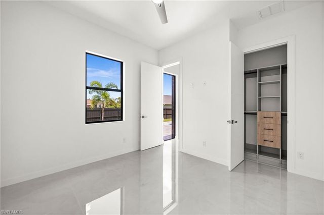 1532 NW 34 PL, Cape Coral, FL 33993