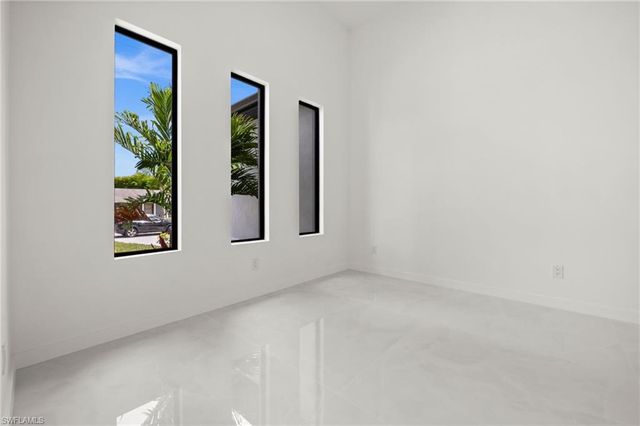 1532 NW 34 PL, Cape Coral, FL 33993