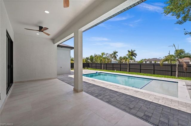 1532 NW 34 PL, Cape Coral, FL 33993