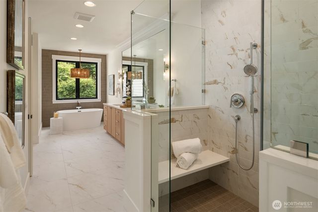10415 SE 13th Street, Bellevue, WA 98004