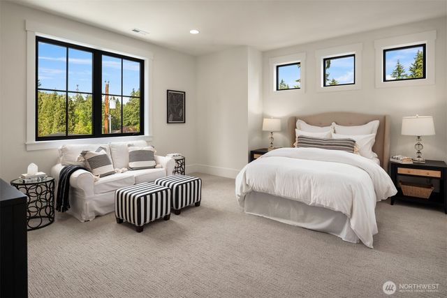 10415 SE 13th Street, Bellevue, WA 98004