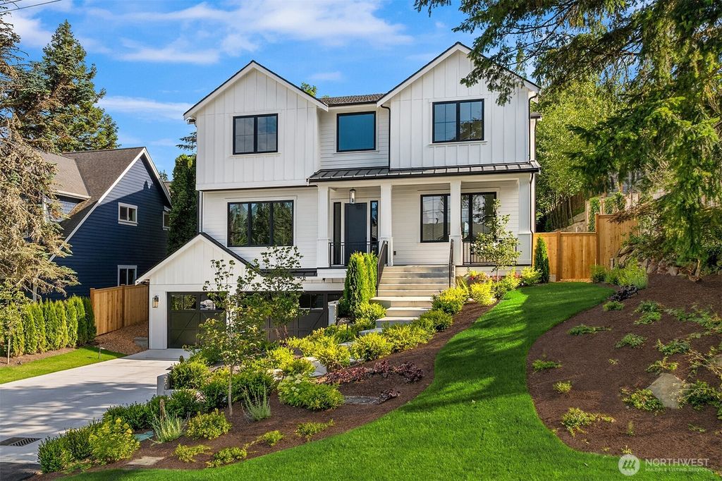 10415 SE 13th Street, Bellevue, WA 98004