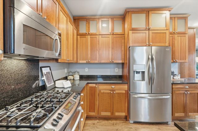 937 Hague Avenue, Saint Paul, MN 55104