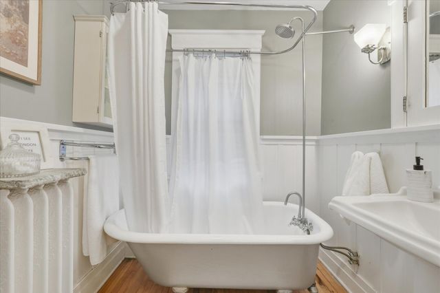 937 Hague Avenue, Saint Paul, MN 55104